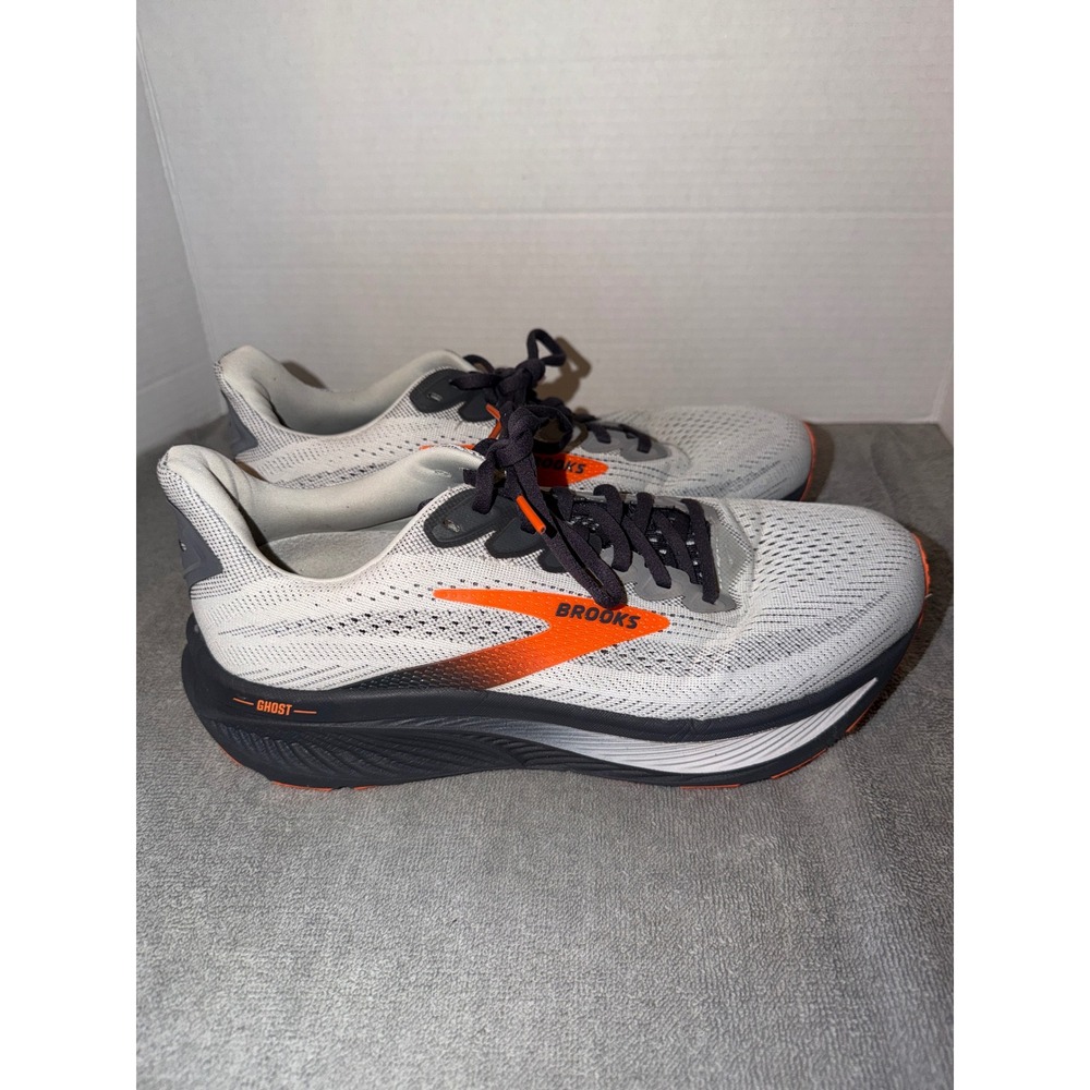 Men's Brooks Ghost 17 Shoes Size 8.5 Wide